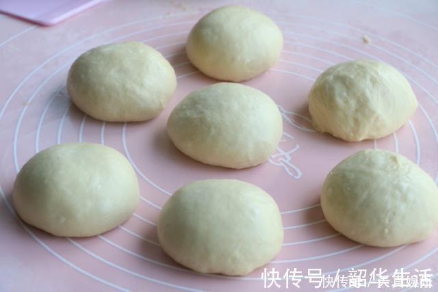 极简版苹果派教程，面粉包苹果烤一烤，香软又易消化