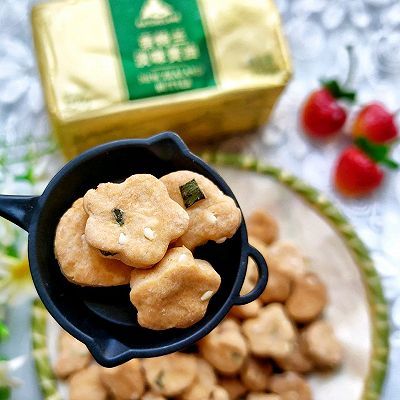 细砂糖|营养酥脆黄油香葱鸡蛋小饼干