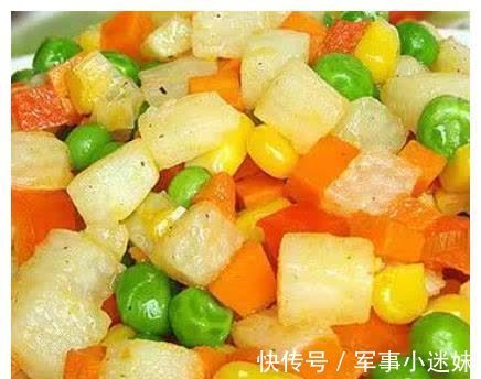 维生素孩子从小喝牛奶个子还是不见长,多吃小炒菜,补钙个头蹭蹭长