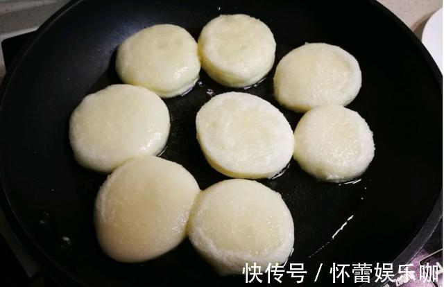 糖油粑粑|此菜被称为“妇科圣药”,隔三差五吃1次,滋润卵巢,皮肤紧致