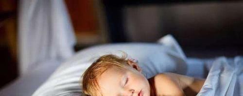 宝宝|宝宝湿疹影响孩子睡眠,这些方法,让孩子湿疹期间也能有好睡眠