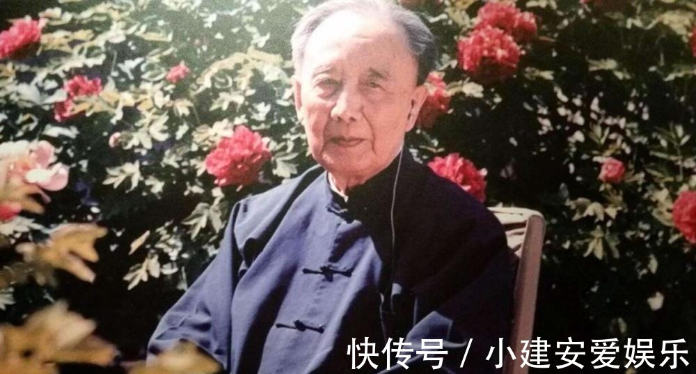 郭沫若|山海关孟姜女庙有一副对联,会读的人不多,郭沫若:我也看了好久