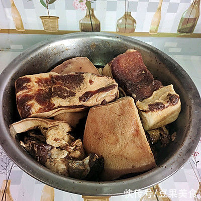 汁儿|明天要上班，今天吃大餐酱腊肉