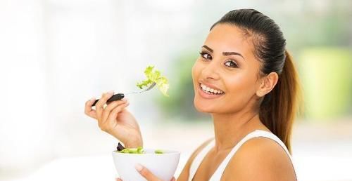 甲状腺结节会“变化”吗，若远离2类食物，结节可能会慢慢变小