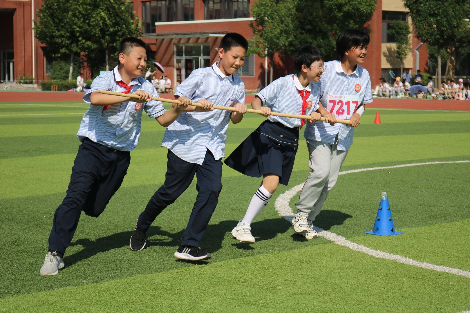 学生|济南高新区黄金谷学校开展学生安全与心理健康专题教育