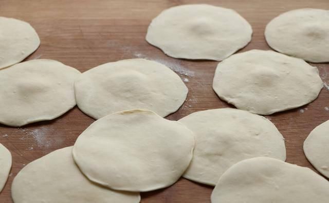 土豆和面粉这样做太好了,做一次馋一次,管饱更营养,家庭必备