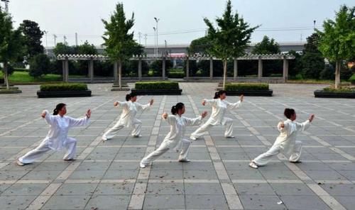 汗血同源|便秘,不要再傻傻的用开塞露啦,用这个,安全无副作用