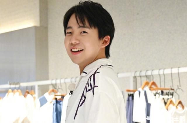 游戏男|低配版《奔跑吧兄弟》男主播当场流鼻血,网友换你你也顶不住