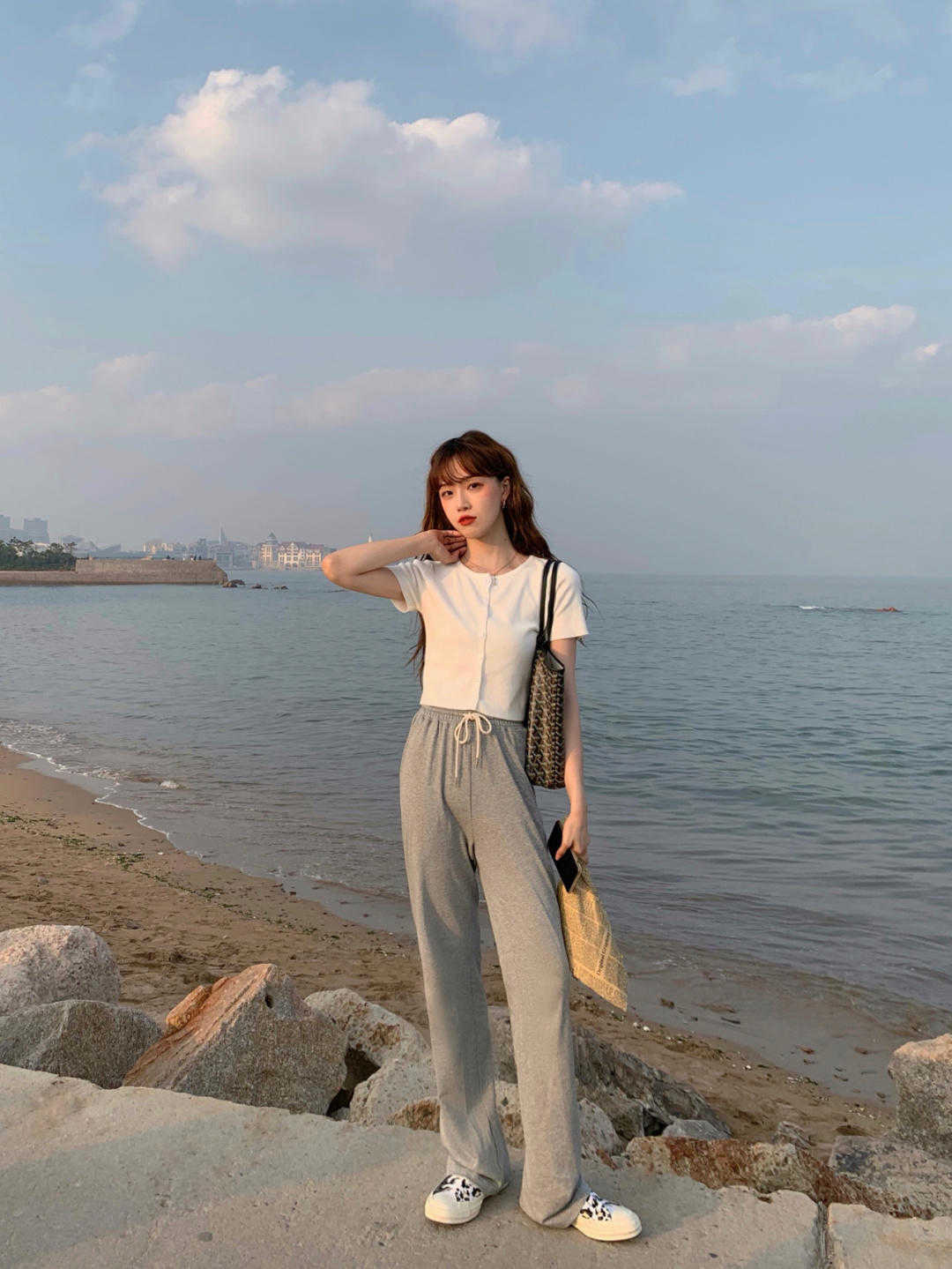 穿搭|穿来穿去,还是“裤子”更加百搭日常,这些搭配舒适又高级