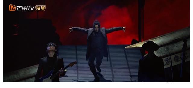 当年情|披荆斩棘的哥哥第九期《达拉崩吧》燃爆全场，《当年情》余韵无穷