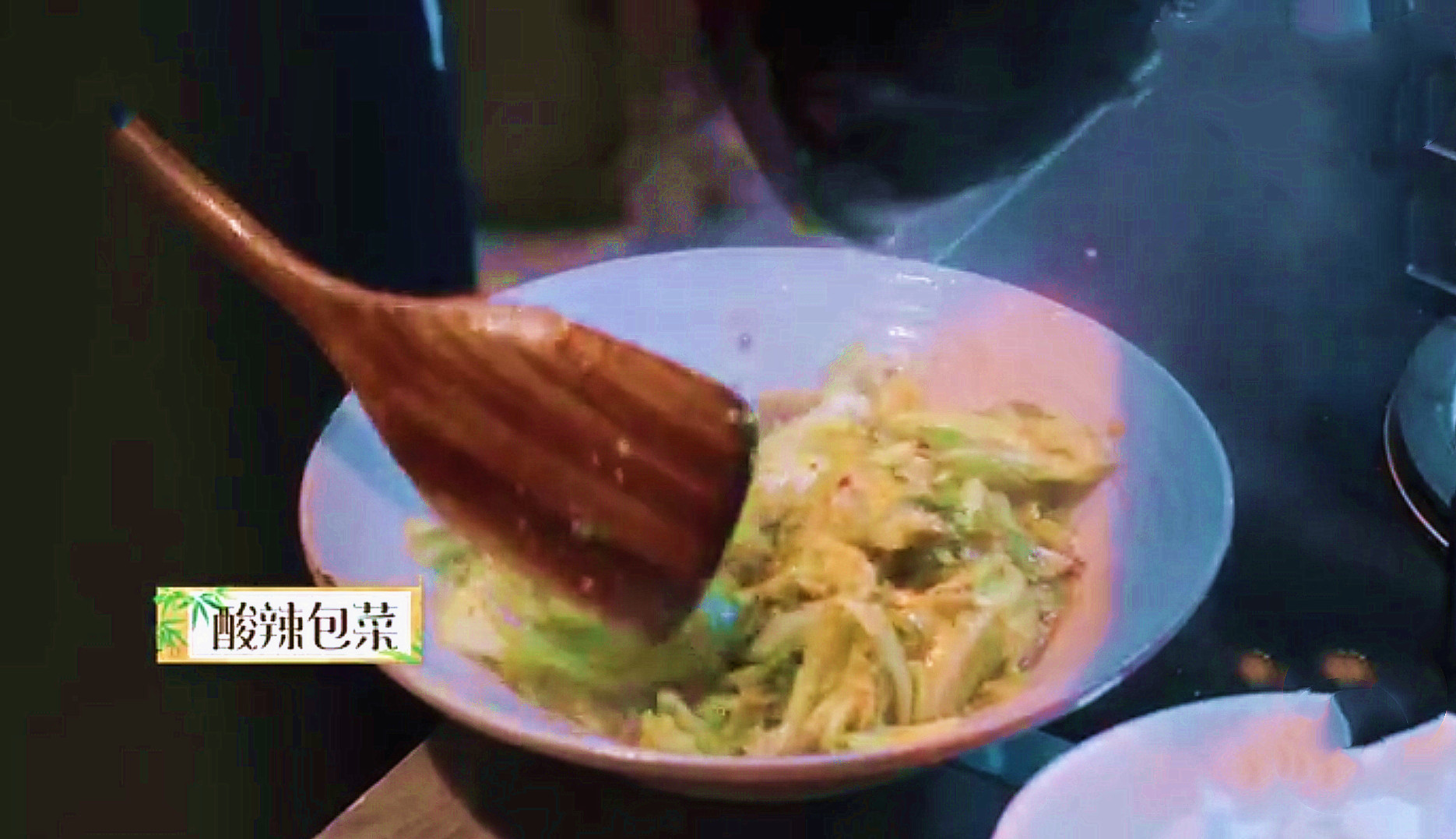 黄磊|向往5张艺兴一口气炒4个菜,被吃到底朝天,真的那么好吃吗