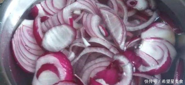 年夜饭上，不管贫穷还是富贵，都要做此菜，简单营养，家人都爱吃