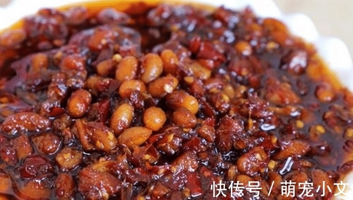 自己在家做黄豆酱,不放任何添加剂,酱香味浓郁,比买的还好吃