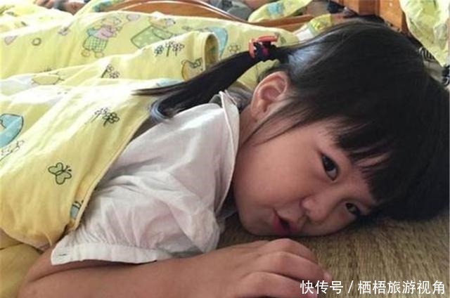 “睡枕头”和“不睡枕头”的孩子，长大后到底差别在哪里