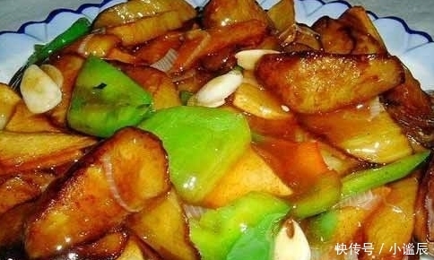 同学远道而来上我家做客,做了四道菜招待,临走送我一个礼物