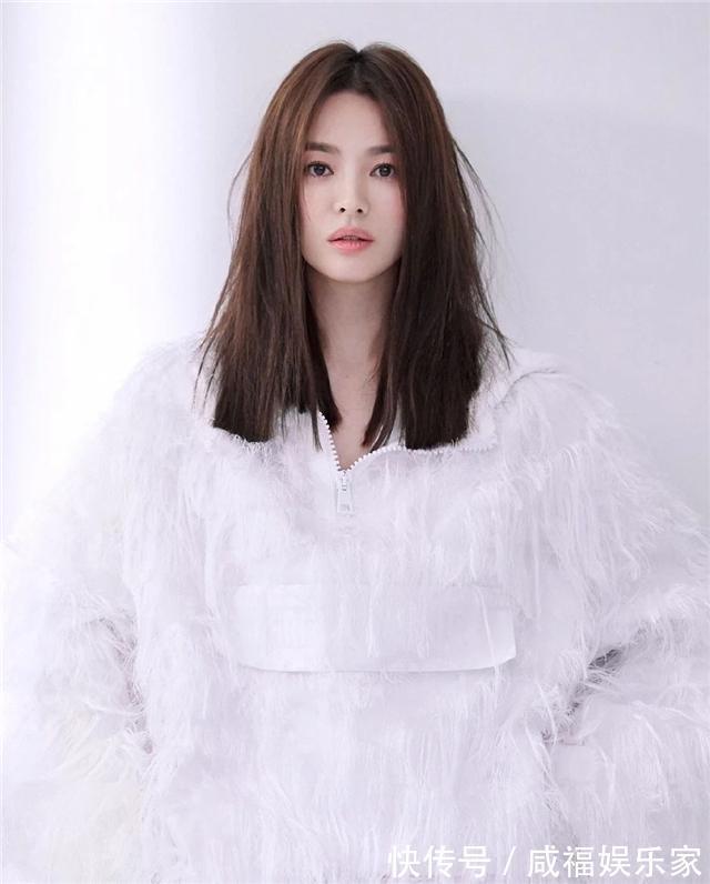 纹理烫 女人50岁后,别再剪短发了!今年流行这些发型,时髦减龄又气质