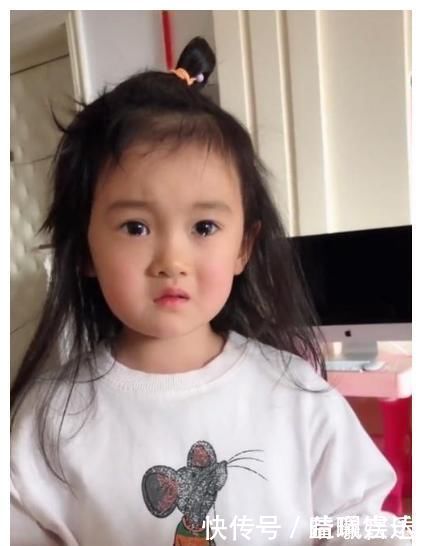 姥姥|5岁女儿意外发现爸妈结婚照,里面没有自己,哭着和姥姥告状