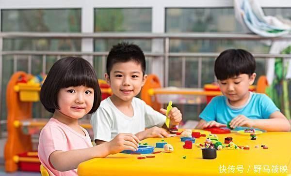 幼儿园|老师发的照片当中有车厘子,孩子却说只吃到了苹果,家长不淡定了