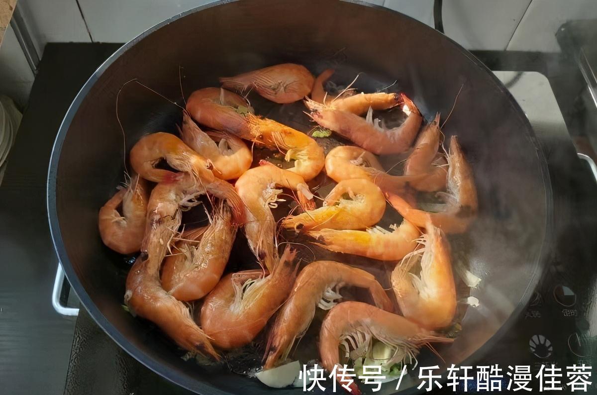 大虾|新鲜美味的茄汁大虾,酸酸甜甜,营养又开胃