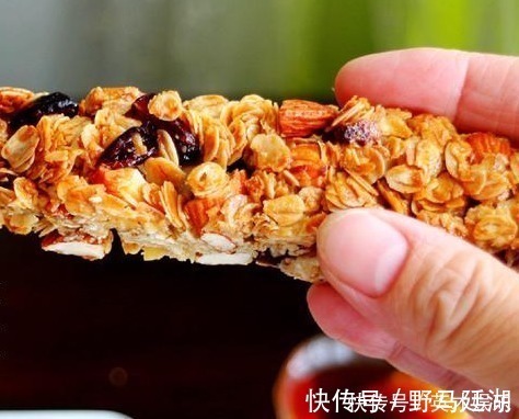 燕麦片|宅在家里，教你4道简单又健康的小零食，可以带孩子一起上手