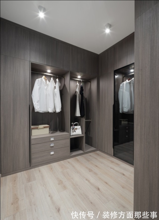 改造|190 ㎡底跃复式改造,现代风五居室简直是绝美