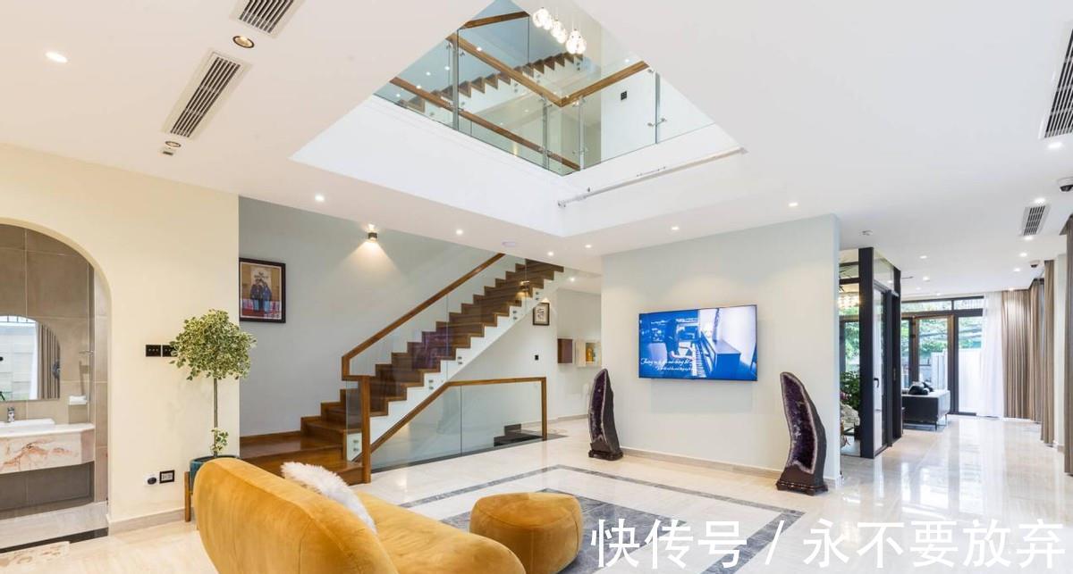 菜棒|父母理想豪宅来了!300㎡带电梯带花园,露台还能种菜棒极了