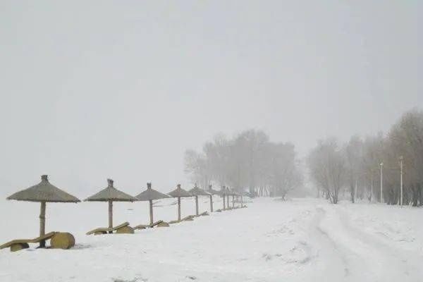 天空为什么是蓝色的,天空是蓝色的主要原因