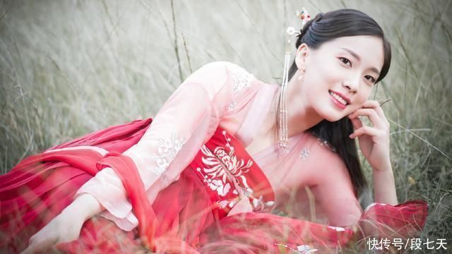 偶像|中国女排偶像多,郑益昕是其中佼佼者,穿汉服拍照实在太美