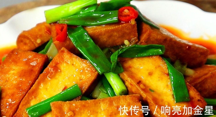 一碗米饭绝对不够吃的下饭菜,美味简单营养解馋,吃后回味无穷!