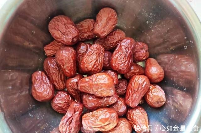 全网爆火的网红小零食奶枣,不要去外面买啦