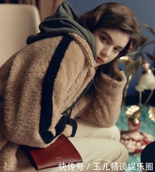 外套|还在穿羽绒服?今年最好看时髦的外套是这件