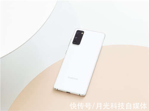 fe|三星S21 FE不用等了，IP68防水+3200万前摄，已经不足3000元