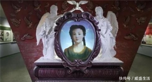 嘎丽娅|17岁少女上山劝降,却被日军拖进山洞,一天过后只找到一块红头巾