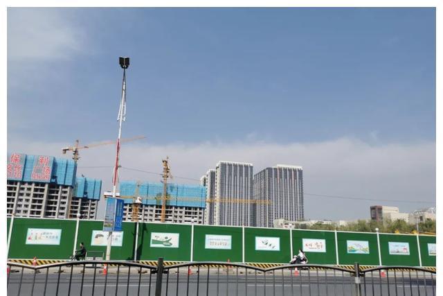 房价|不到一周的时间就降了53万,难道自己住的,涨跌真的没有关系吗