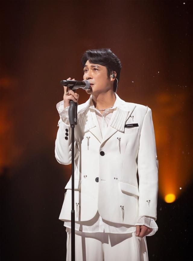 《追光吧》今晚开播,张卫健吴镇宇引期待,邓亚萍惊喜助阵!