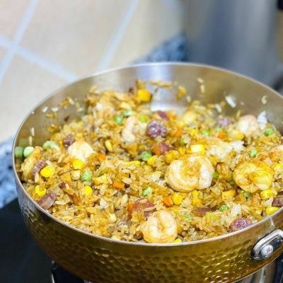 米饭|这样的食材超丰富的腊肠荷叶饭你能吃多少？