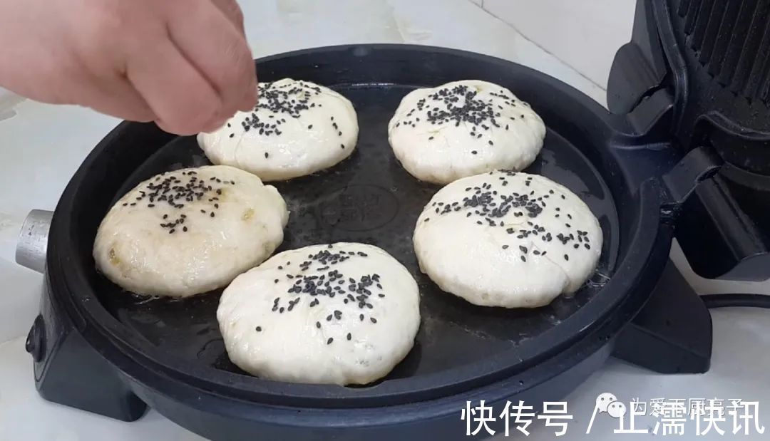 香酥|家常小糖饼的做法,教你配方比例,个个香酥又掉渣,真的太好吃了