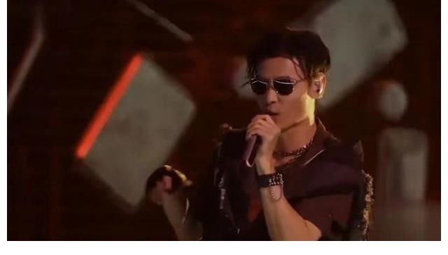 《披哥》六公歌單曝光，8位哥哥受邀消防直播，這是成團名單嗎？