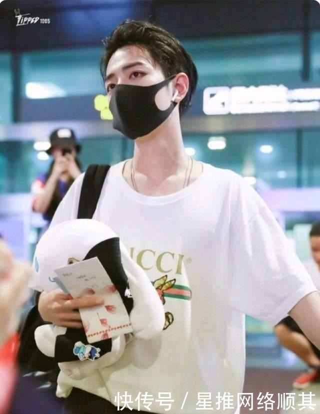 变形记 原来肖战还上过《变形记》,被农村妹妹当精神支柱,这期你看过吗