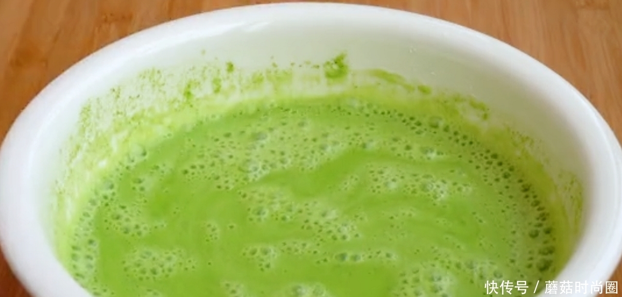 黄瓜皮不要扔了,教你做解腻凉粉,过年必备,Q弹爽滑又劲道