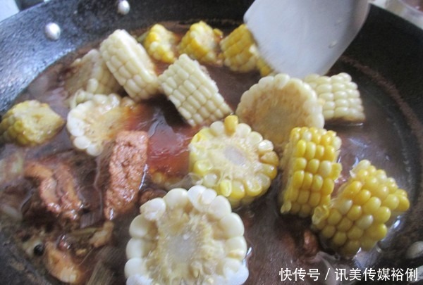 东北人最爱的一道菜,南方人却很嫌弃,东北网友:没吃过太可惜!