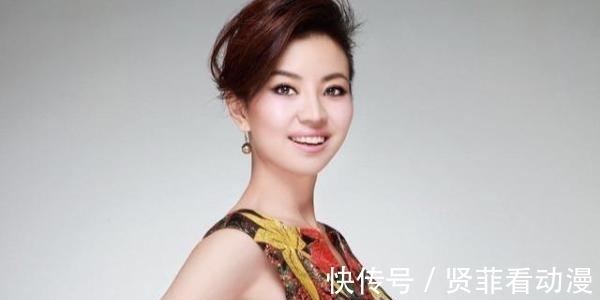 节目主持人|和撒贝宁同居4年的涂经纬，狠心抛弃撒贝宁爱上富二代，如今怎样