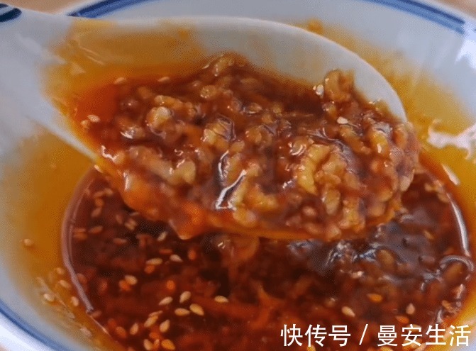 猪蹄|都是猪蹄，为啥新鲜猪蹄10块一斤，卤猪蹄却卖28一斤别不懂装懂