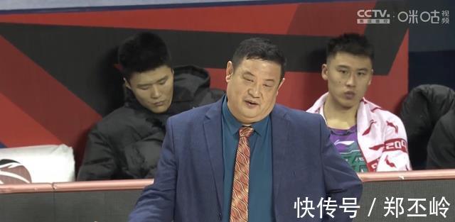 黄荣奇|熟悉的感觉又没了!陈培东30分,哈吉合砍44分,山东男篮双杀鱼腩