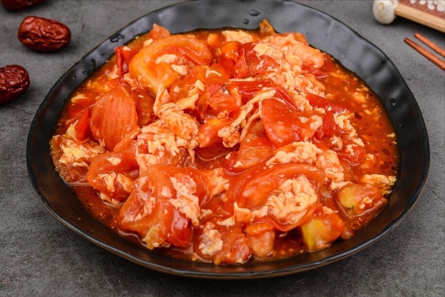 西红柿炒鸡蛋，别把顺序搞错了，不然西红柿不鲜，鸡蛋不香嫩