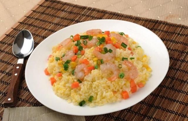 小米油|6-12个月宝宝辅食性状演变过程，不同月龄吃法不同，父母可收藏