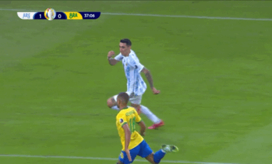 奖杯|美洲杯决赛阿根廷1:0战胜巴西，梅西夺得个人首座大赛奖杯
