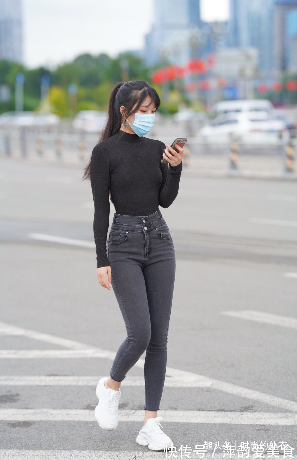 穿搭|别小瞧牛仔裤,时尚百搭又上镜,衣品好的女生都喜欢