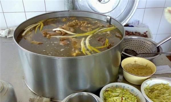 中国人从“爱用味精”,变成“不吃味精”,为什么不敢吃味精