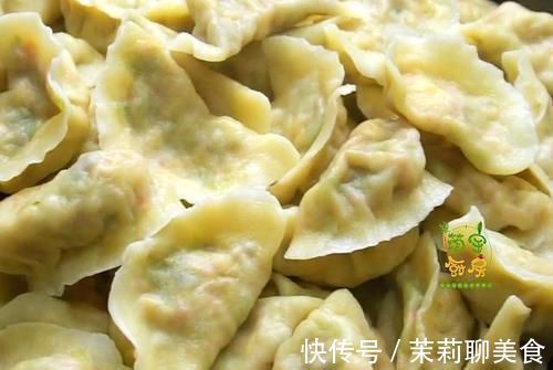 白菜|入秋后,这种饺子特好吃,皮薄馅鲜,好吃顶饱,怎么吃也不腻